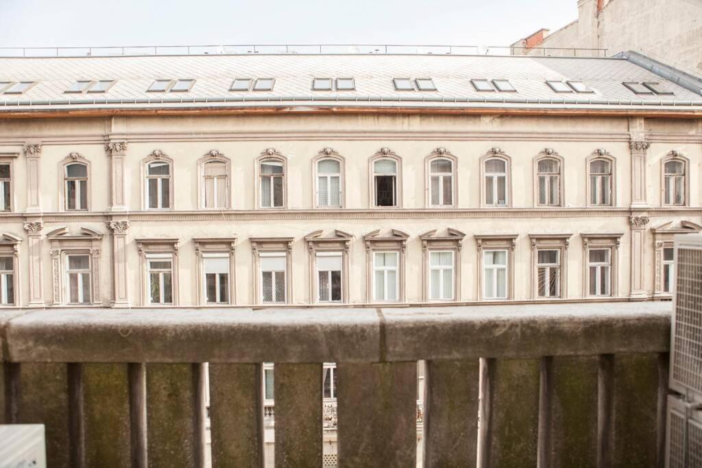 Apartment Downtown Ulloi 3 Budapest Extérieur photo